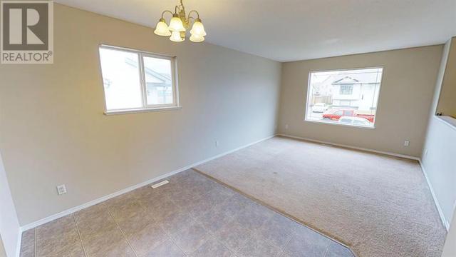 8206 114 Street, House semidetached with 3 bedrooms, 1 bathrooms and 2 parking in Grande Prairie AB | Image 23