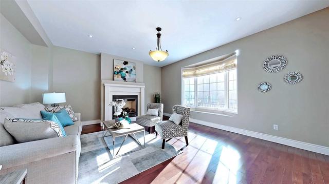 67 Seabreeze Ave, House detached with 5 bedrooms, 6 bathrooms and 6 parking in Vaughan ON | Image 35