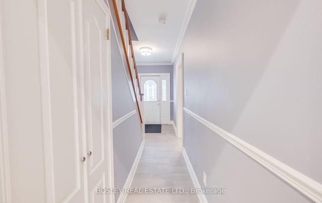 188 Melrose Ave, House semidetached with 3 bedrooms, 2 bathrooms and 1 parking in Toronto ON | Image 8