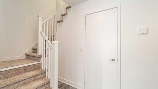 1131 Cooke Blvd, Townhouse with 3 bedrooms, 3 bathrooms and 1 parking in Burlington ON | Image 11