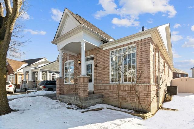 7 Thomas Bales Dr, House detached with 2 bedrooms, 3 bathrooms and 3 parking in Markham ON | Image 12