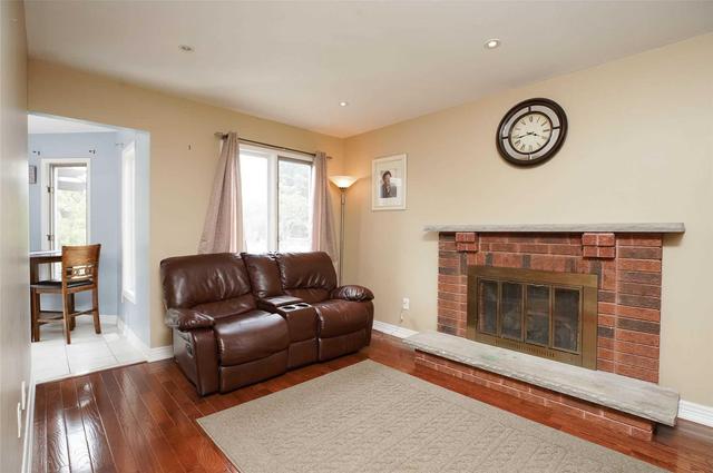 25 Herrell Ave, House detached with 4 bedrooms, 3 bathrooms and 2 parking in Barrie ON | Image 13