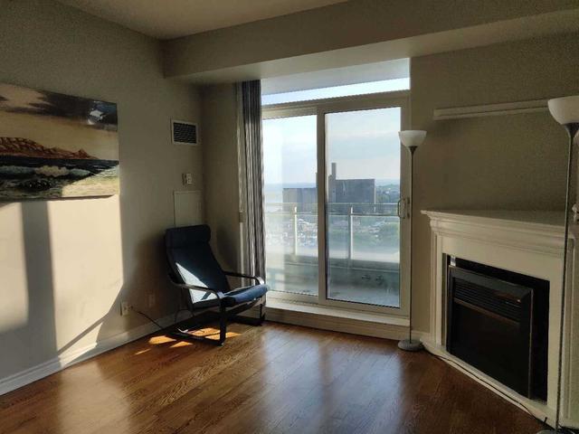 lph 10 - 410 Queens Quay West Blvd, Condo with 2 bedrooms, 2 bathrooms and 1 parking in Toronto ON | Image 8