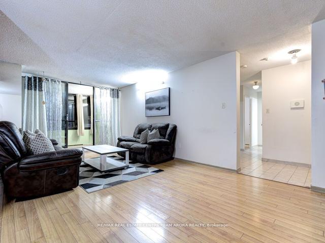 910 - 15 Kensington Rd, Condo with 2 bedrooms, 1 bathrooms and 1 parking in Brampton ON | Image 30