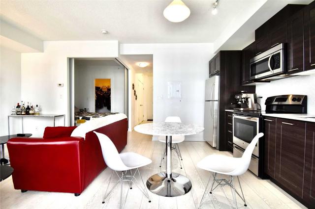 1909 - 20 Bruyeres Mews, Condo with 1 bedrooms, 1 bathrooms and 1 parking in Toronto ON | Image 19