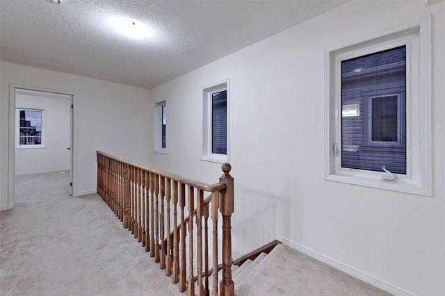 2687 Deputy Minister Path N, Townhouse with 4 bedrooms, 3 bathrooms and 2 parking in Oshawa ON | Image 9
