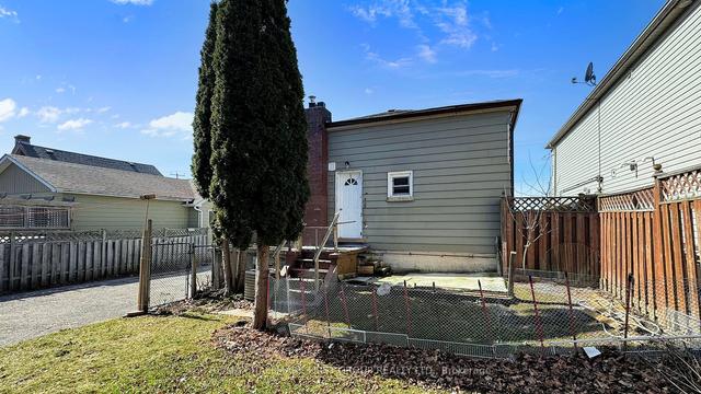 307 Oshawa Blvd N, House detached with 2 bedrooms, 2 bathrooms and 8 parking in Oshawa ON | Image 19