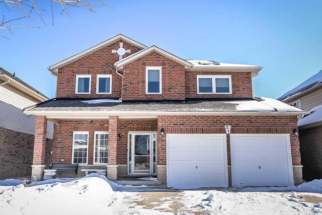 31 Shadetree Cres, House detached with 5 bedrooms, 4 bathrooms and 4 parking in Hamilton ON | Image 1