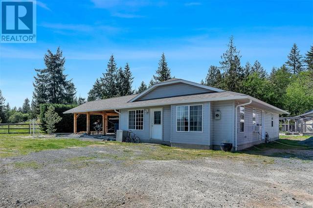 2051 Ingot Dr, House detached with 5 bedrooms, 5 bathrooms and 15 parking in Cowichan Valley B BC | Image 1