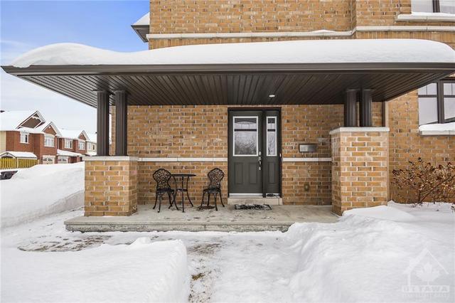 100 Lerta Way, Townhouse with 4 bedrooms, 4 bathrooms and 3 parking in Ottawa ON | Image 2