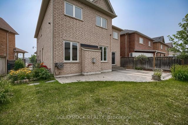 31 Godliman Rd, House detached with 4 bedrooms, 5 bathrooms and 4 parking in Brampton ON | Image 33