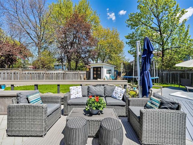 6939 Shelter Bay Rd, House detached with 3 bedrooms, 2 bathrooms and 5 parking in Mississauga ON | Image 24