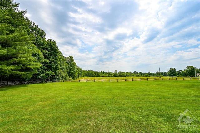 103 County Road 1 Road, House detached with 3 bedrooms, 2 bathrooms and 12 parking in Elizabethtown Kitley ON | Image 29
