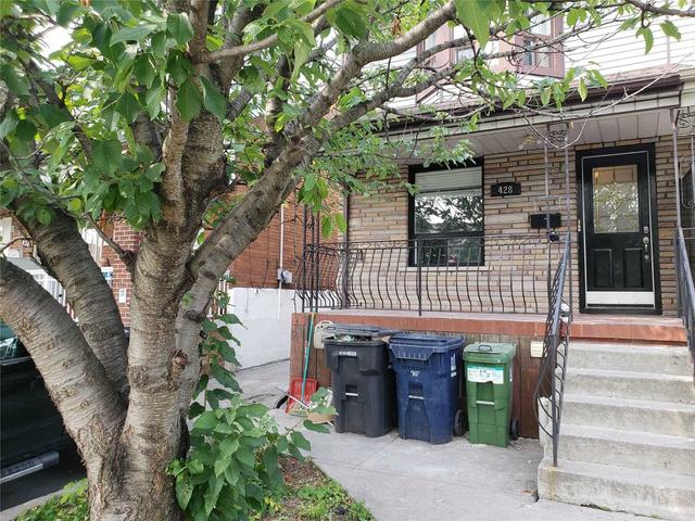 upper - 428 Westmount Ave, House semidetached with 2 bedrooms, 1 bathrooms and 0 parking in Toronto ON | Image 1