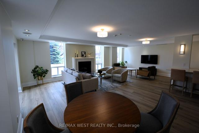 107 - 455 Rosewell Ave, Condo with 2 bedrooms, 2 bathrooms and 2 parking in Toronto ON | Image 15