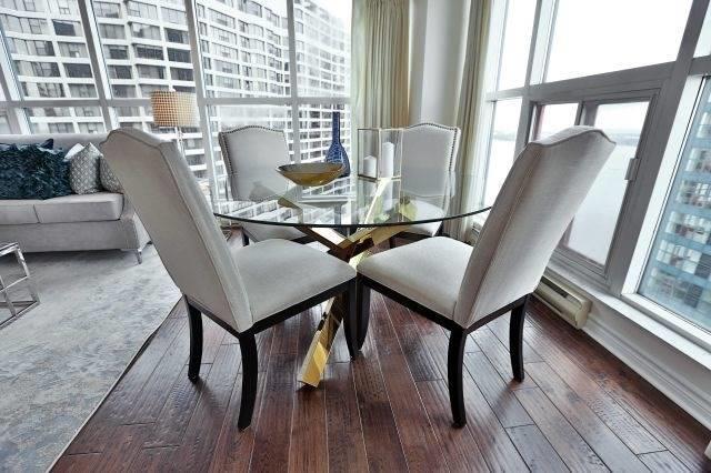 3107 - 77 Harbour Sq, Condo with 2 bedrooms, 2 bathrooms and 1 parking in Toronto ON | Image 8