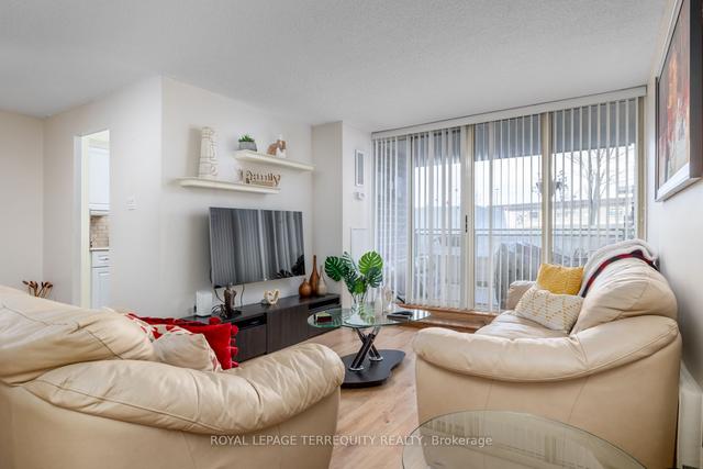 103 - 44 Falby Crt, Condo with 2 bedrooms, 2 bathrooms and 1 parking in Ajax ON | Image 2