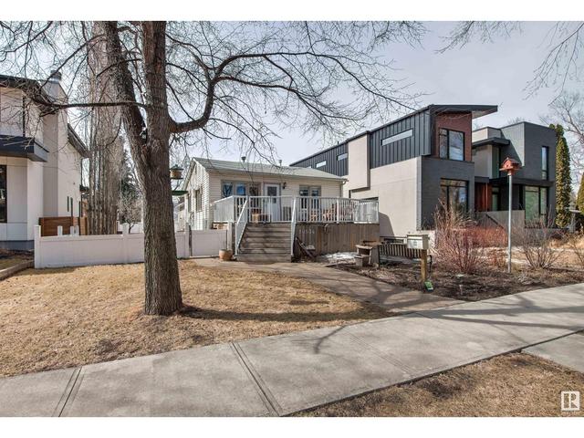 10534 129 St Nw, House detached with 2 bedrooms, 2 bathrooms and 4 parking in Edmonton AB | Image 3