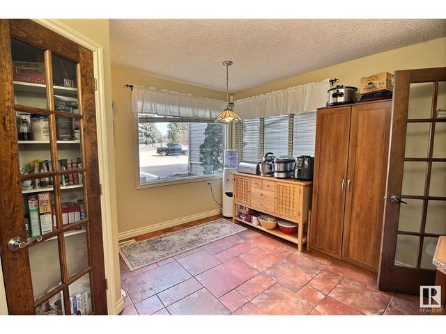 665 Woodbridge Wy, House attached with 2 bedrooms, 3 bathrooms and null parking in Edmonton AB | Image 10