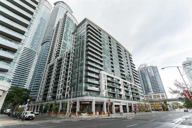1207 - 25 Lower Simcoe St, Condo with 2 bedrooms, 2 bathrooms and 1 parking in Toronto ON | Image 3