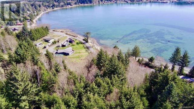110 Hillside Rd, House detached with 2 bedrooms, 2 bathrooms and 4 parking in Mount Waddington A BC | Image 6
