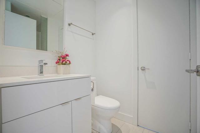2210 - 7 Grenville St, Condo with 1 bedrooms, 1 bathrooms and 0 parking in Toronto ON | Image 10