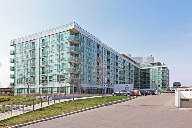309 - 60 Fairfax Cres, Condo with 2 bedrooms, 2 bathrooms and 1 parking in Toronto ON | Image 1