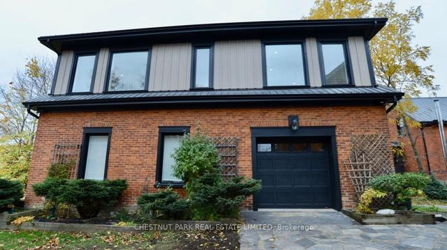 247 St Vincent St, House detached with 3 bedrooms, 2 bathrooms and 2 parking in Meaford ON | Image 1