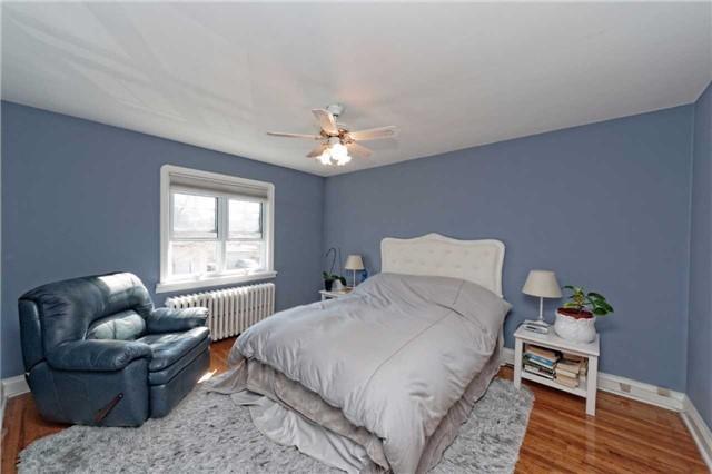 132 Alameda Ave, House detached with 3 bedrooms, 2 bathrooms and 3 parking in Toronto ON | Image 17