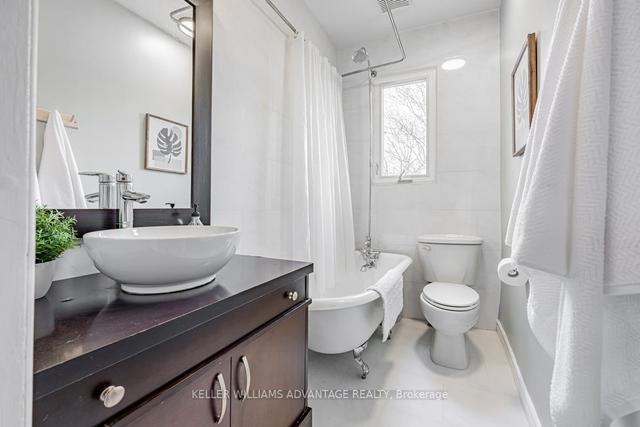 18 Roseheath Ave, House semidetached with 2 bedrooms, 2 bathrooms and 0 parking in Toronto ON | Image 8