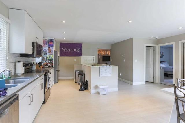 191 Cooper St, House detached with 5 bedrooms, 4 bathrooms and 2 parking in London ON | Image 2