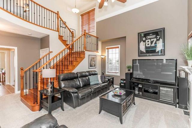 1 Blueberry Lane, House detached with 4 bedrooms, 3 bathrooms and 2 parking in Barrie ON | Image 3