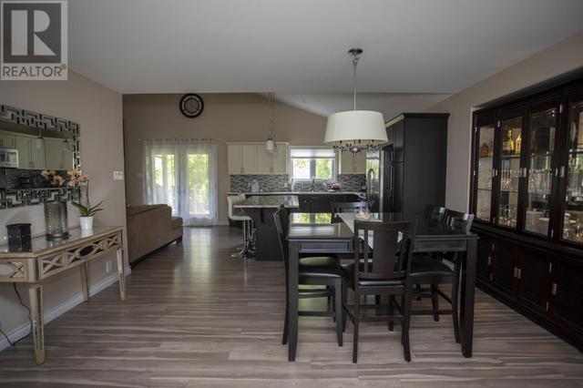1771 Broadway Ave, House detached with 4 bedrooms, 2 bathrooms and null parking in Thunder Bay ON | Image 11