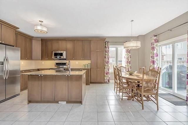 91 Kings Cres, House detached with 4 bedrooms, 4 bathrooms and 2 parking in Ajax ON | Image 3