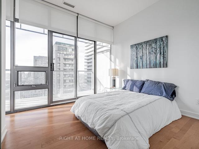 2907 - 33 Charles St E, Condo with 2 bedrooms, 1 bathrooms and 1 parking in Toronto ON | Image 17
