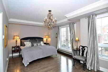 th20 - 20 Burkebrook Pl, Townhouse with 3 bedrooms, 3 bathrooms and 2 parking in Toronto ON | Image 4
