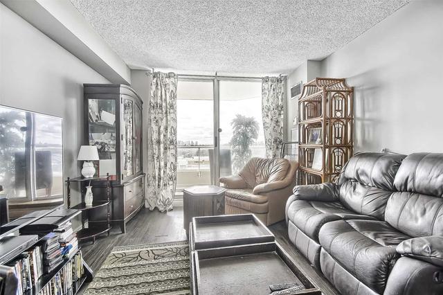 801 - 400 Mclevin Ave, Condo with 1 bedrooms, 1 bathrooms and 1 parking in Toronto ON | Image 8