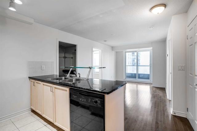 1002 - 70 High Park Ave, Condo with 2 bedrooms, 2 bathrooms and 1 parking in Toronto ON | Image 14