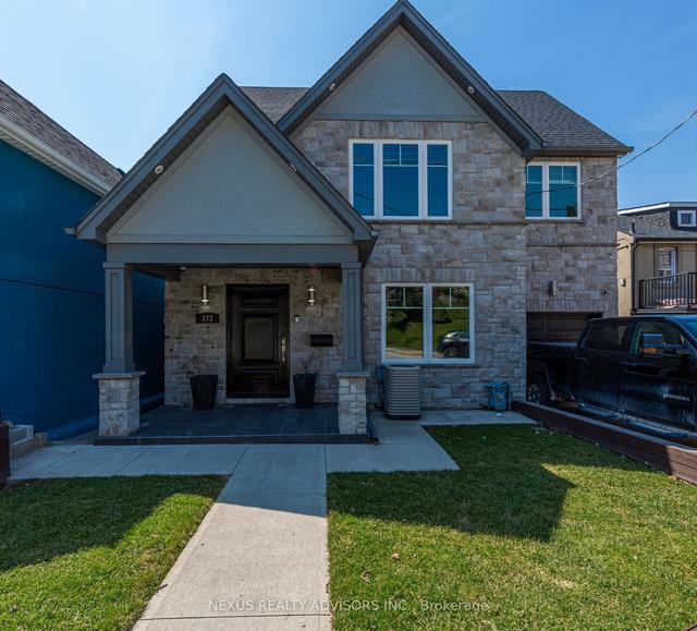 372 Silverthorn Ave, House detached with 4 bedrooms, 4 bathrooms and 2 parking in Toronto ON | Image 1
