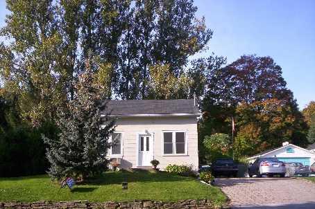 14 Erin St, House detached with 2 bedrooms, 1 bathrooms and 7 parking in Halton Hills ON | Image 1