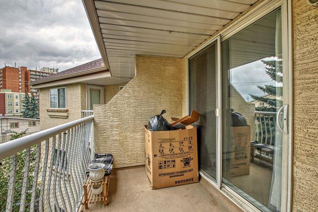 305 - 1723 35 Street Se, Condo with 2 bedrooms, 2 bathrooms and 1 parking in Calgary AB | Image 13