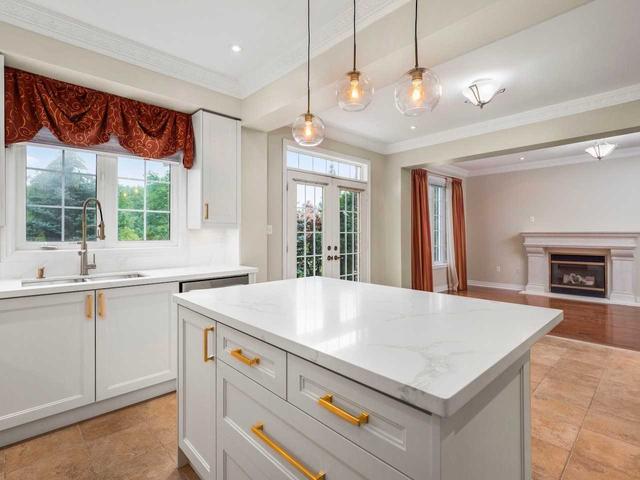 5095 Preservation Circ, House detached with 4 bedrooms, 4 bathrooms and 4 parking in Mississauga ON | Image 7
