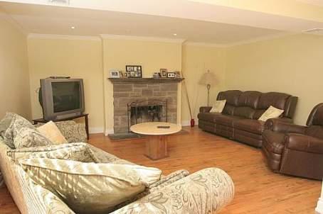 1390 Woodeden Dr, House detached with 4 bedrooms, 3 bathrooms and 8 parking in Mississauga ON | Image 5