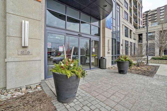1210 - 6 Eva Rd, Condo with 2 bedrooms, 2 bathrooms and 1 parking in Toronto ON | Image 12