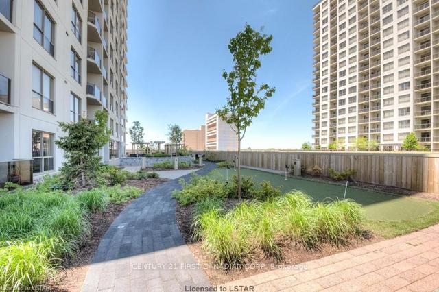 1307 - 330 Ridout St N, Condo with 2 bedrooms, 2 bathrooms and 2 parking in London ON | Image 21