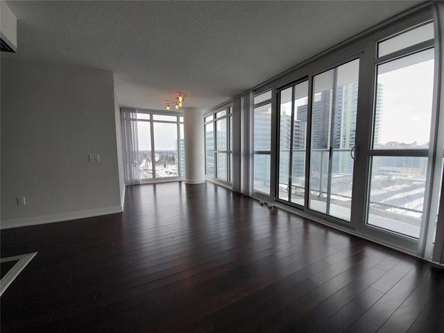 1001 - 121 Mcmahon Dr, Condo with 1 bedrooms, 1 bathrooms and 1 parking in Toronto ON | Image 4