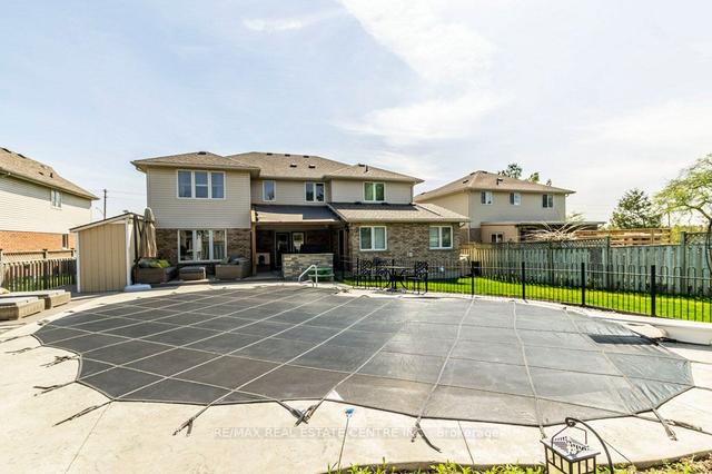 161 Downey Rd S, House detached with 7 bedrooms, 5 bathrooms and 6 parking in Guelph ON | Image 30