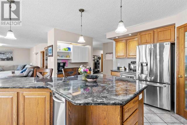 3814 58 Avenue, House detached with 5 bedrooms, 3 bathrooms and 6 parking in Lloydminster (Part) AB | Image 10
