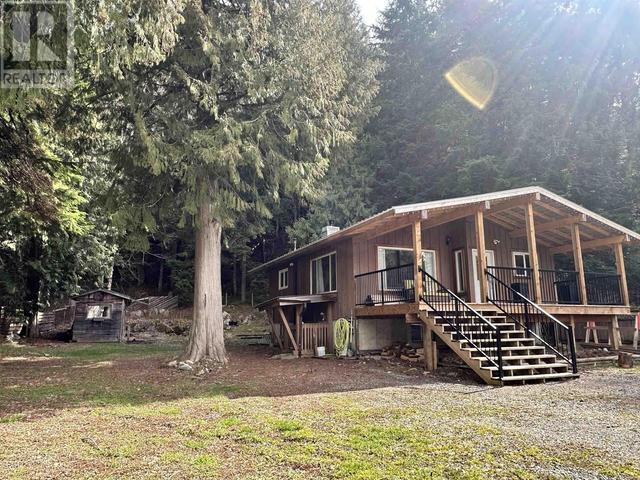 4642 Marten Drive, House detached with 3 bedrooms, 2 bathrooms and null parking in Kitimat Stikine C (Part 1) BC | Image 24