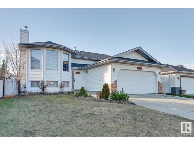 3828 41 St Nw, House detached with 5 bedrooms, 3 bathrooms and null parking in Edmonton AB | Image 34